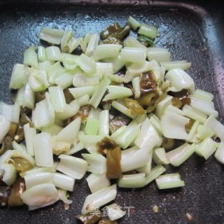 Sour and Spicy Cabbage Stem recipe