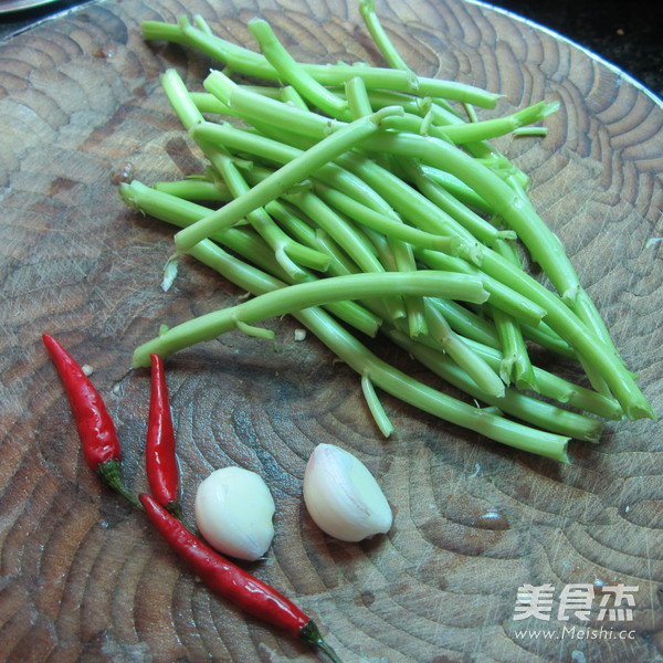 Hot Pepper Cabbage Stem recipe