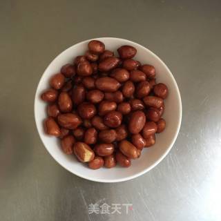 Peanuts Mixed with Spinach recipe