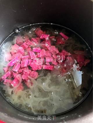 Purple Potato and Tremella Soup recipe