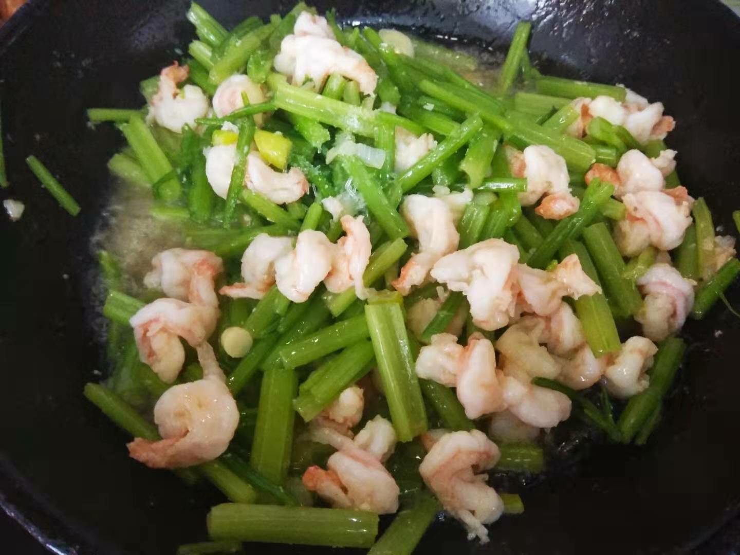 Stir-fried Celery with Shrimp recipe