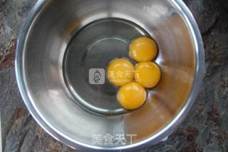Little Yellow Man Cake Roll recipe