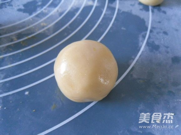 Pumpkin Paste Filling Mooncakes recipe