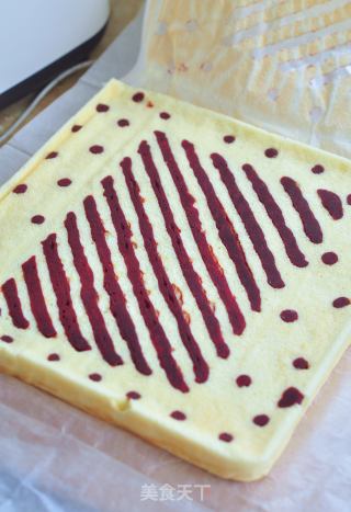 Striped Cake Roll recipe