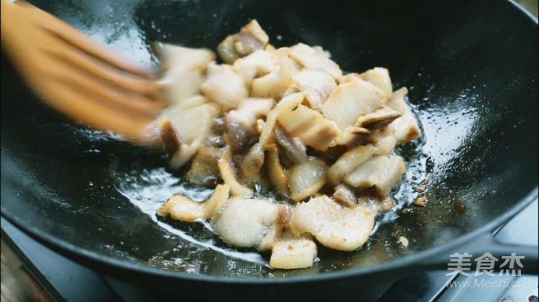 Stir-fried Twice-cooked Pork with Dried Bamboo Shoots recipe
