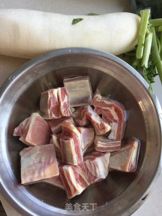 Lamb Chops and Carrot Pot recipe