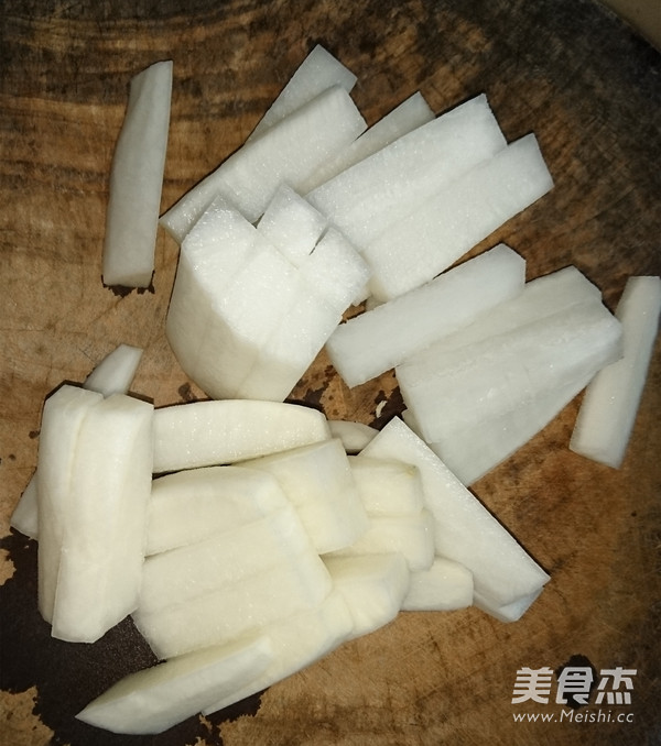 Pork Ribs Soup with White Carrot and Oyster Sauce recipe