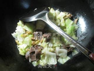 Stir-fried Cabbage with Beef and Mustard recipe