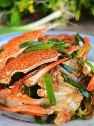 Cantonese Fried Crab with Ginger and Green Onion recipe