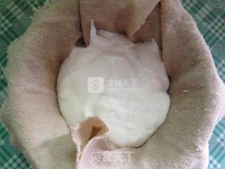 #aca烤明星大赛# Oil-free Brown Sugar Black Rice Cake recipe