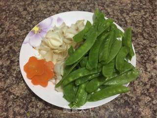 Fried Lily with Snow Peas recipe
