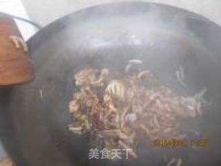 Fried Chives with Squid Feet recipe