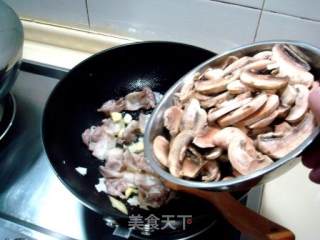 Stir-fried "mushroom Slices with Oyster Sauce" recipe