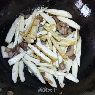 Stir-fried Dried Bean Curd with Rice White recipe