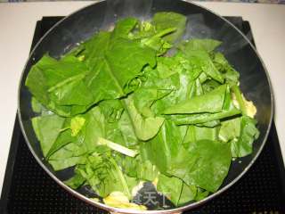 Scrambled Eggs with Spinach recipe
