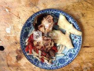 You Can Eat Like this for Expectorating and Relieving Cough-luo Han Guo Pork Rib Soup recipe