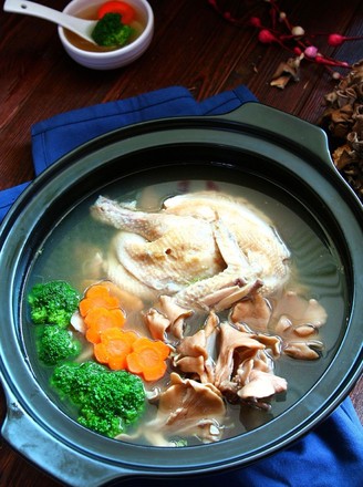 Maitake Mushroom Stewed Chicken Soup recipe