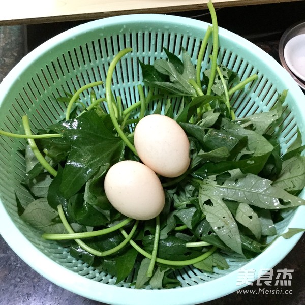 Fried Rice with Potato Sprouts and Eggs recipe