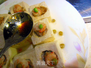 White Jade Inlaid Beads-tofu Stuffed with Shrimps recipe