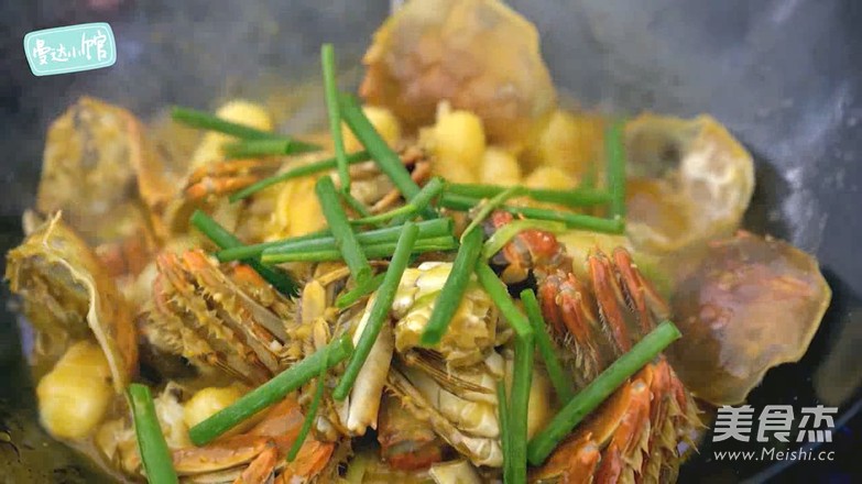 Fried Rice Cake with Hairy Crab recipe