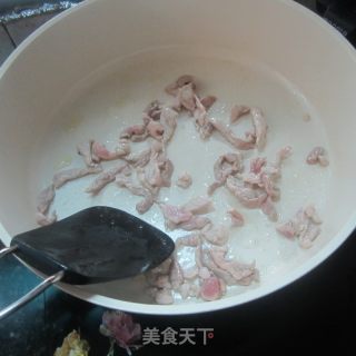 Shredded Eggs and Fungus recipe