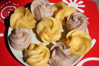 Romantic Chinese Valentine's Day-color Rose Roll recipe