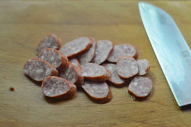 Pasta with Beef Sausage and Tomato Sauce recipe