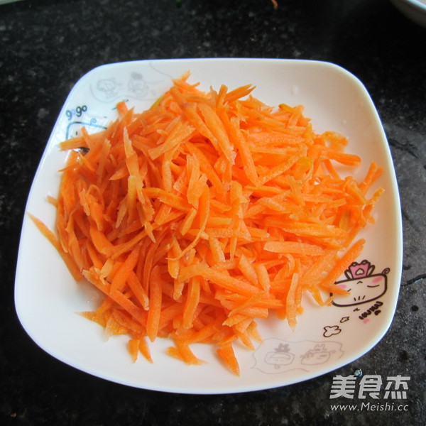 Shredded Carrots in Scallion Oil recipe
