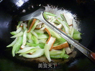 Stir-fried Celery recipe