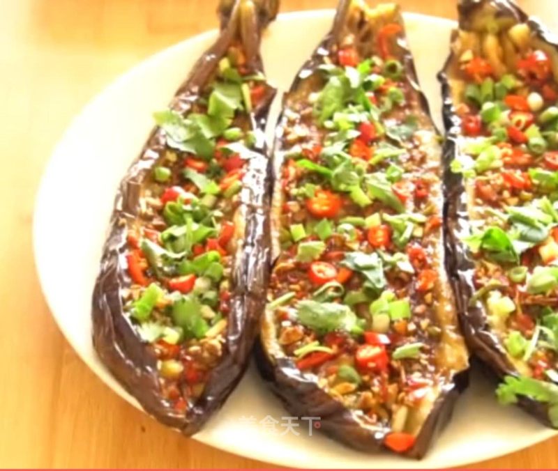 Don't Stir-fry The Eggplants Anymore. Roast The Eggplants As An Appetizer. The Method is Simple, The Taste is Delicious, and There is No Oily Smoke! recipe