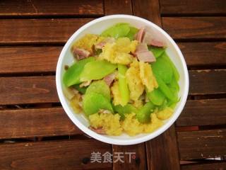 Minimalist Life: Photos ~ Stir-fried Lettuce with Fish Gum recipe