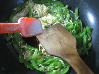 Stir-fried Shredded Green Pepper recipe