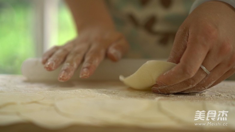 Leek and Shrimp Dumplings recipe