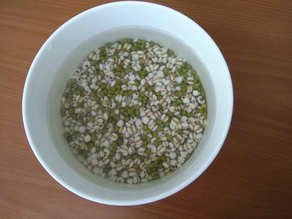 Barley and Mung Bean Congee recipe