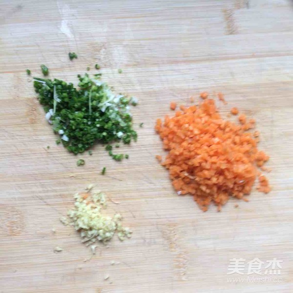 Stir-fried Minced Pork with Greens and Yuba recipe