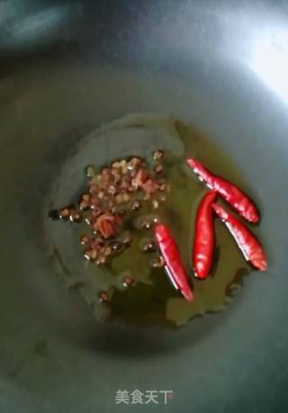 Cucumber Pepper Pickles recipe