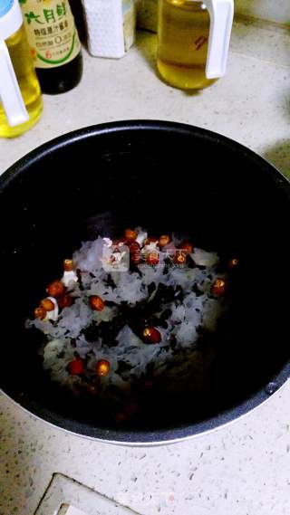 Papaya, Tremella, Lotus Seed and Lily Soup recipe