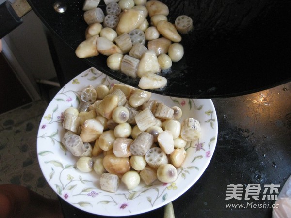 The Three Treasures of Hubei Lotus Pond recipe