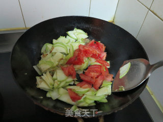 Stir-fried Melon with Tomato and Egg recipe