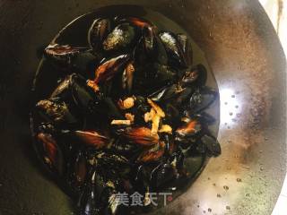 Mussels with Scallion Oil recipe