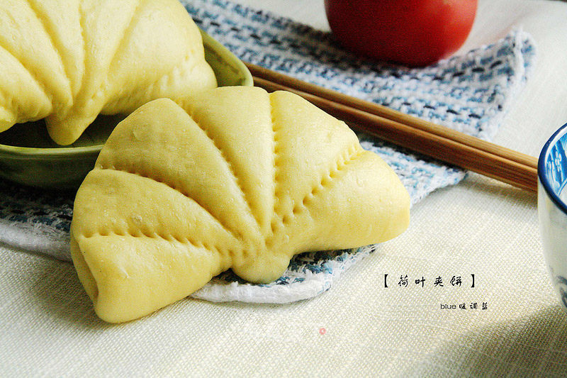 Shaped Like A Lotus Leaf, Soft and Delicious: [lotus Leaf Sandwiches] recipe