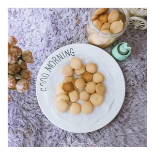 Egg Yolk Biscuits recipe