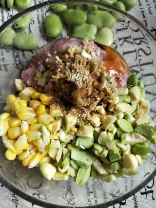 Broad Bean Meat Bun recipe