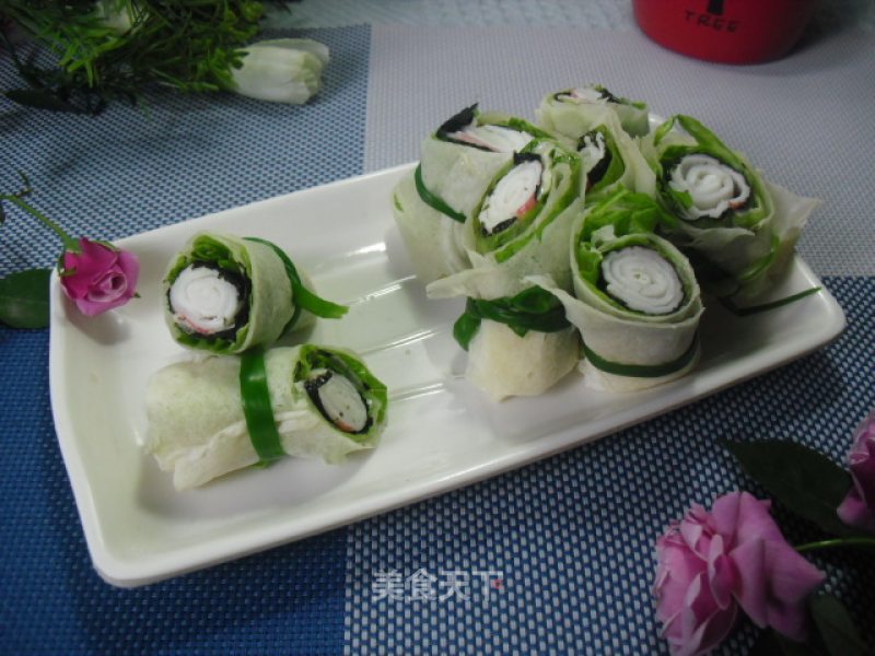 Crab Sticks and Seaweed Salad Roll recipe