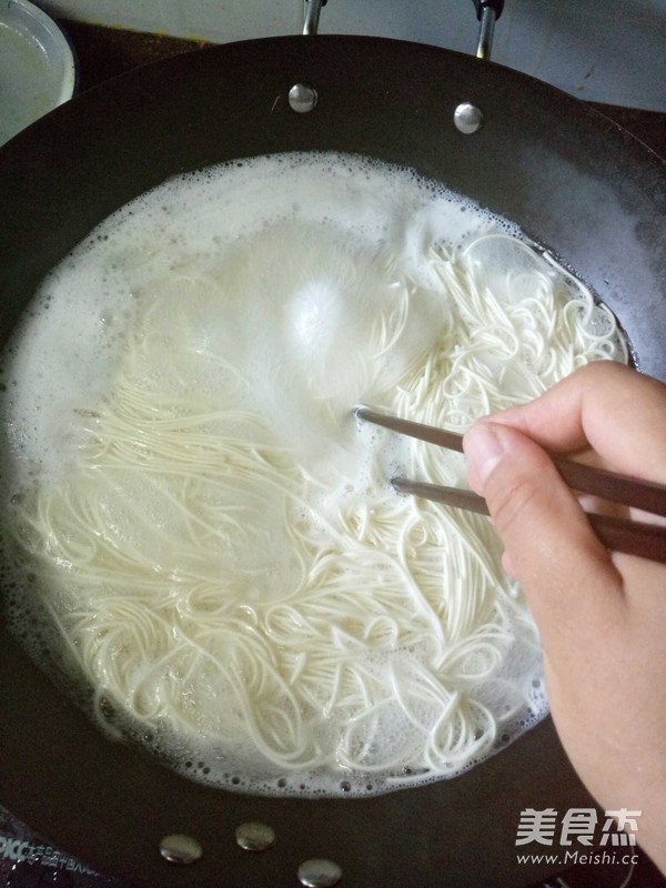 Green Pepper Noodles recipe