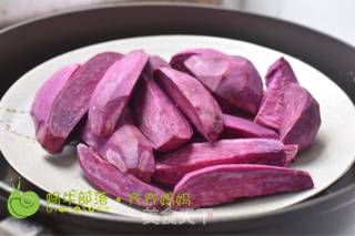 Purple Sweet Potato Sesame Pancake recipe
