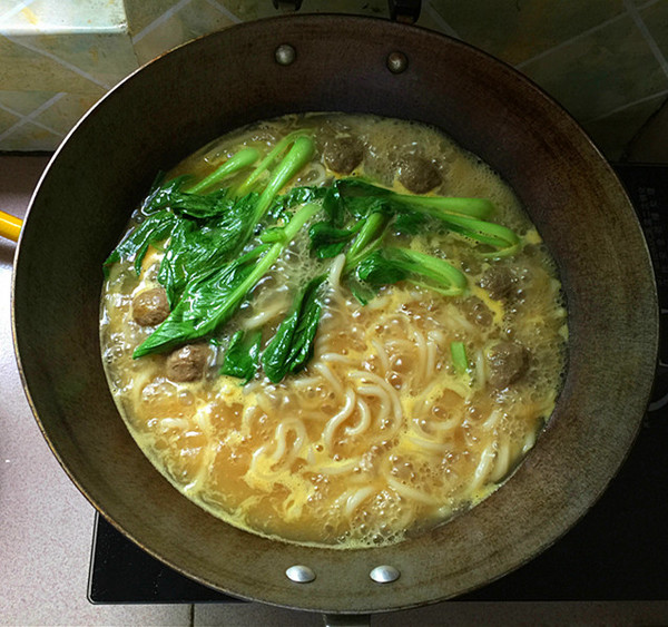 Curry Beef Ball Udon Noodles recipe