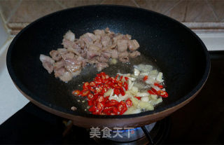 Spicy Pork Belly Stir-fried King Pleurotus recipe