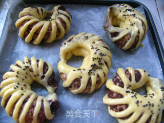 Making Bread for The First Time-the Successful Bean Paste Flower Bread (with Bean Paste Method) recipe