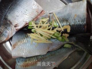 Braised Cabbage with Herring recipe